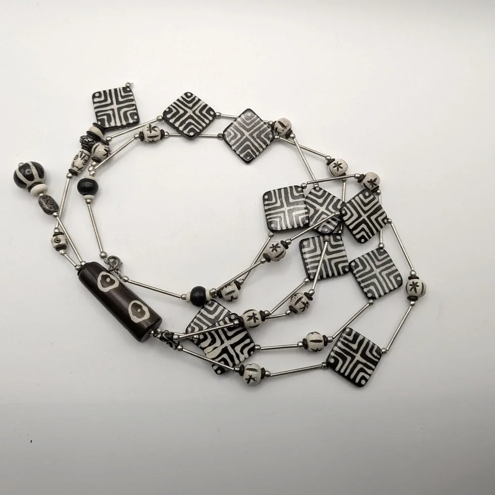 Kenya Batik Bone Bead Necklace Tribal Geometric Statement Black Cream Brown - Picture 5 of 10